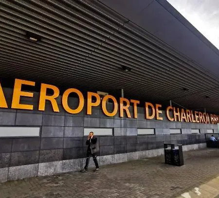 בית נופש Charbex 4 Bruxelles-charleroi-airport שרלרואה