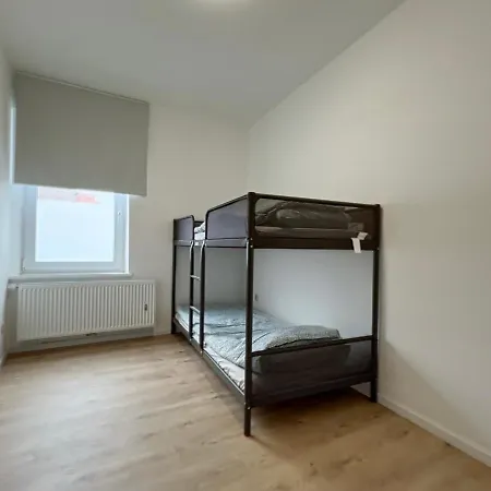 Charbex 4 Bruxelles-charleroi-airport שרלרואה